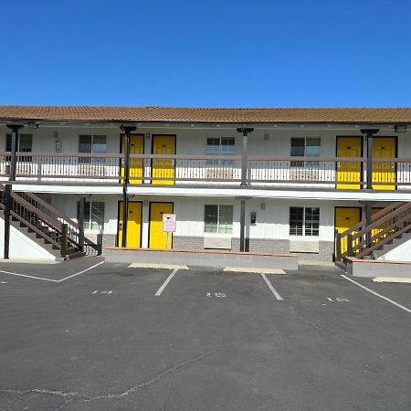 Escondido Inn Exterior foto